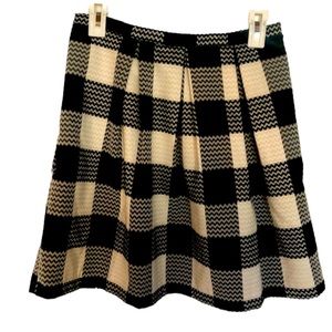 Mismash Black and white pleated plaid skirt small
